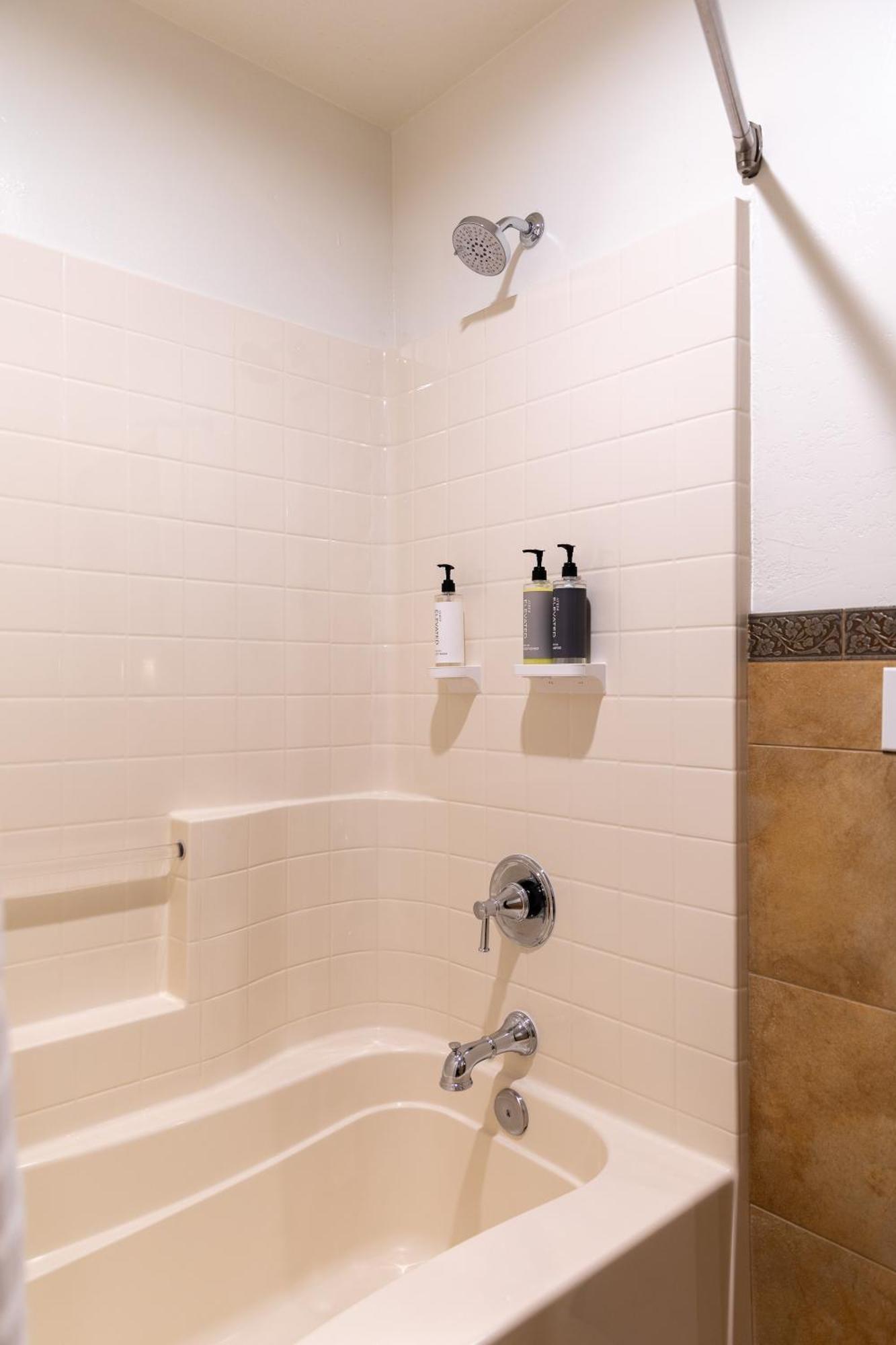 Ayres Hotel Redlands - Loma Linda Εξωτερικό φωτογραφία