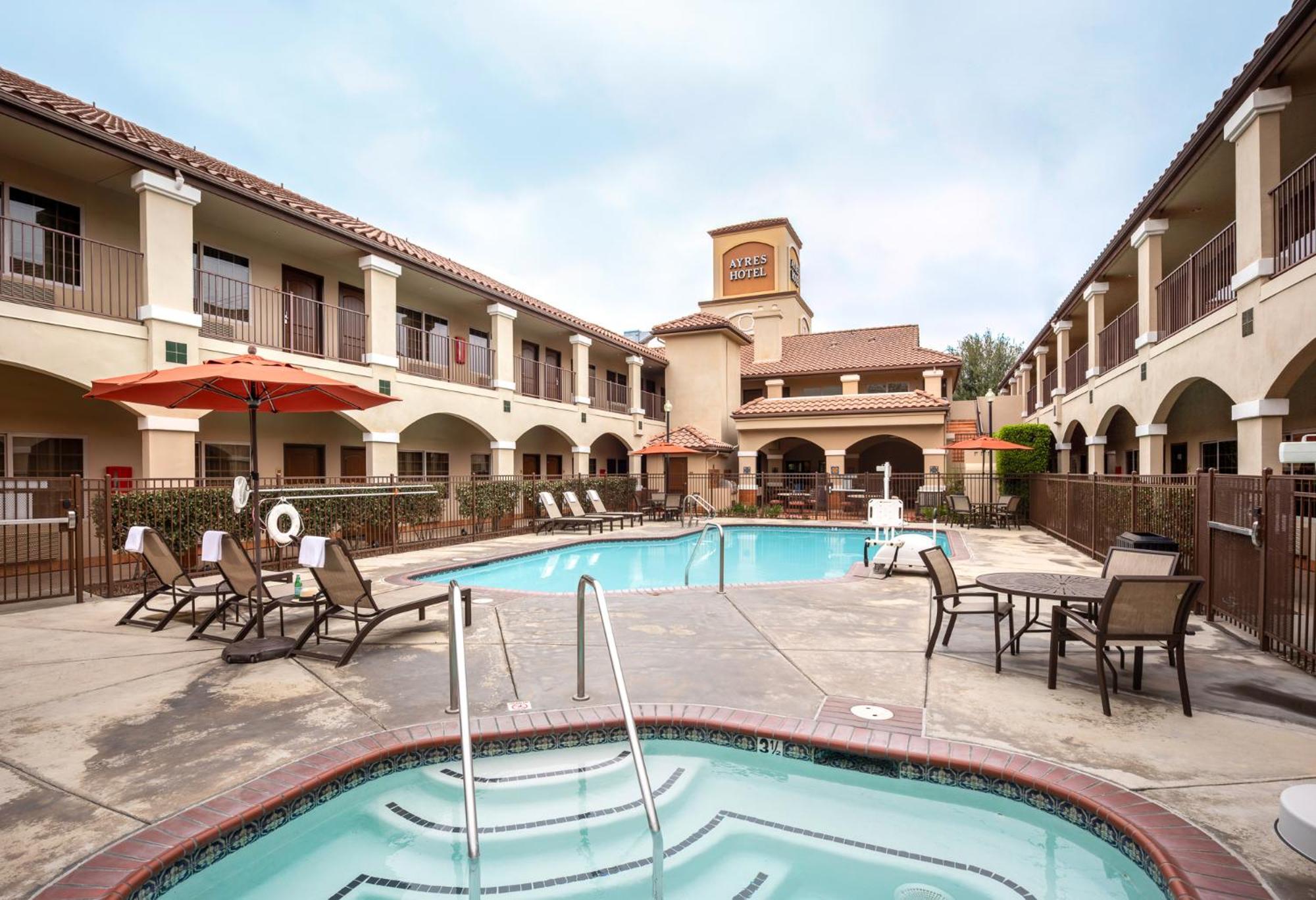 Ayres Hotel Redlands - Loma Linda Εξωτερικό φωτογραφία